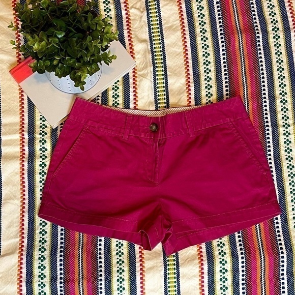 LOFT Raspberry Khaki Shorts Size 2, 4 in Inseam - Picture 1 of 3